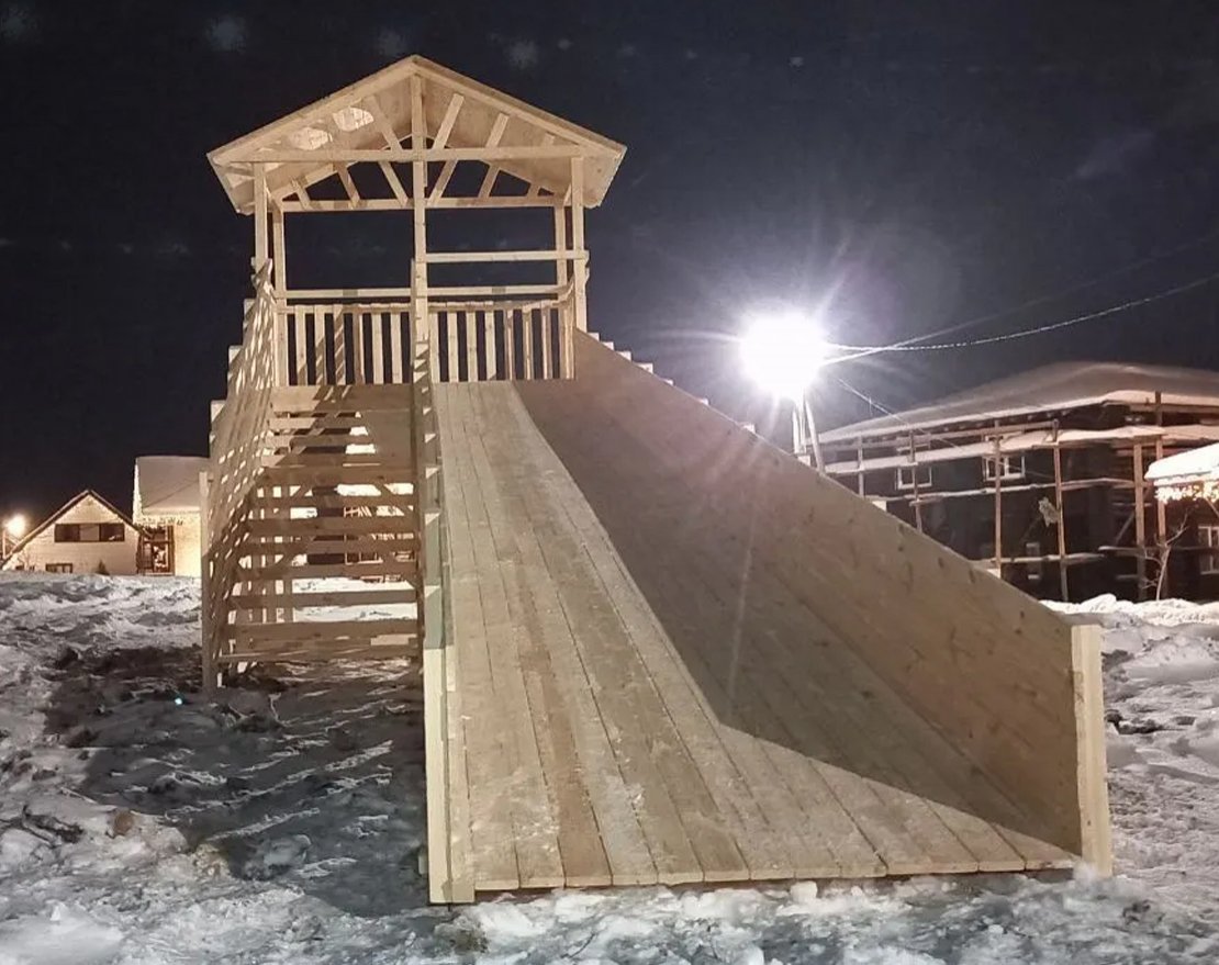 Зимняя горка TORUDA Север wood-8/1 (скат 9 м) - вид 3